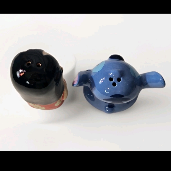 Lilo & Stitch Collectible Ceramic Salt & Pepper Shakers New With Package Disney - Picture 3 of 14
